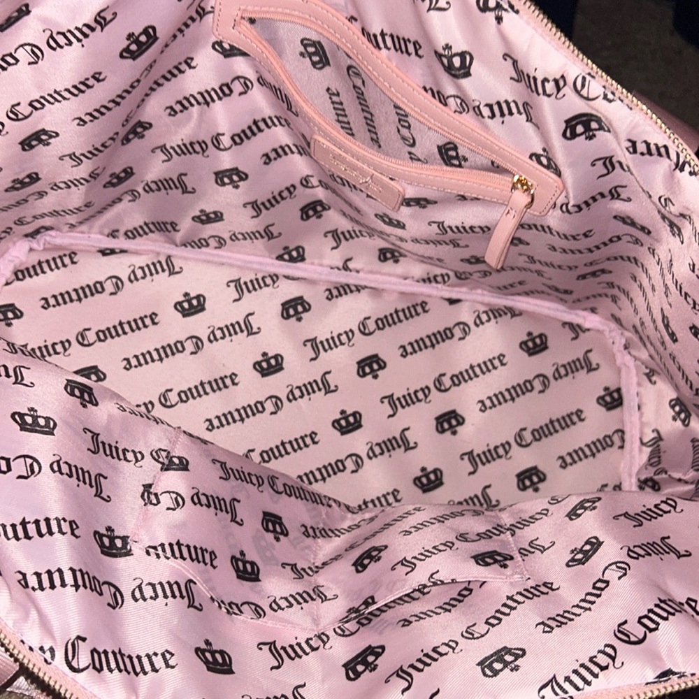 Juicy Couture Light Pink “Weekender” - Picture 4 of 4